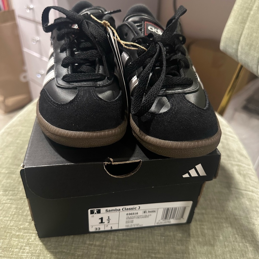 Samba kids size 1 1/2